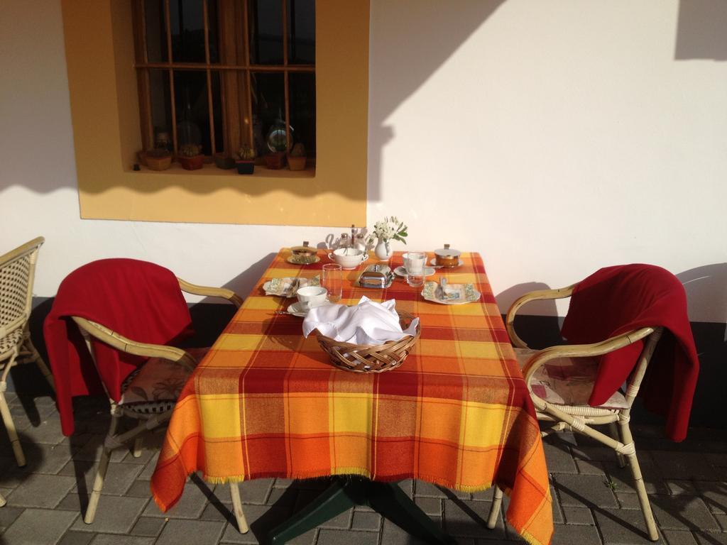 Bacchus Apartman - Borbarlang, Badacsony Badacsonytomaj Exterior photo